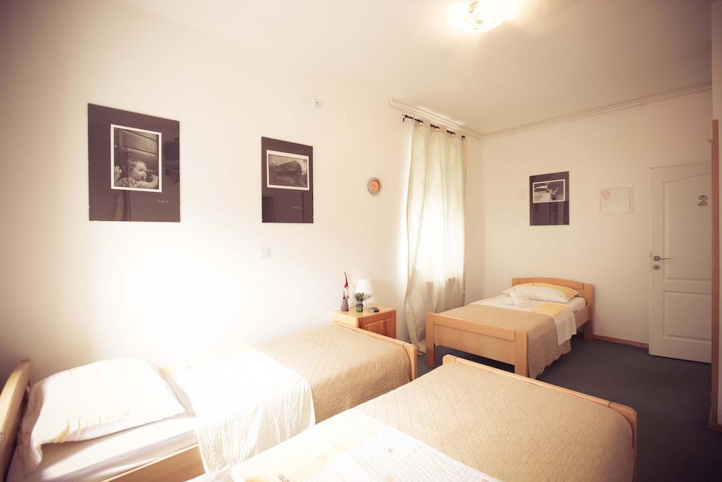 Rooms Medved Samobor Eksteriør bilde